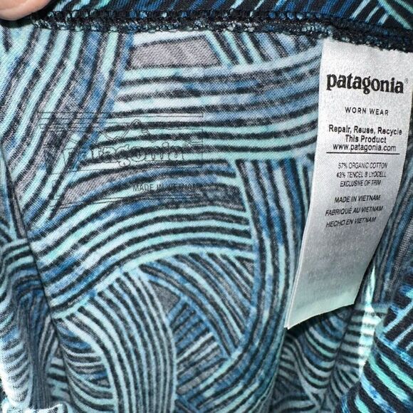 Patagonia Lithia green & blue yoga gorpcore L mini skirt - Picture 3 of 4